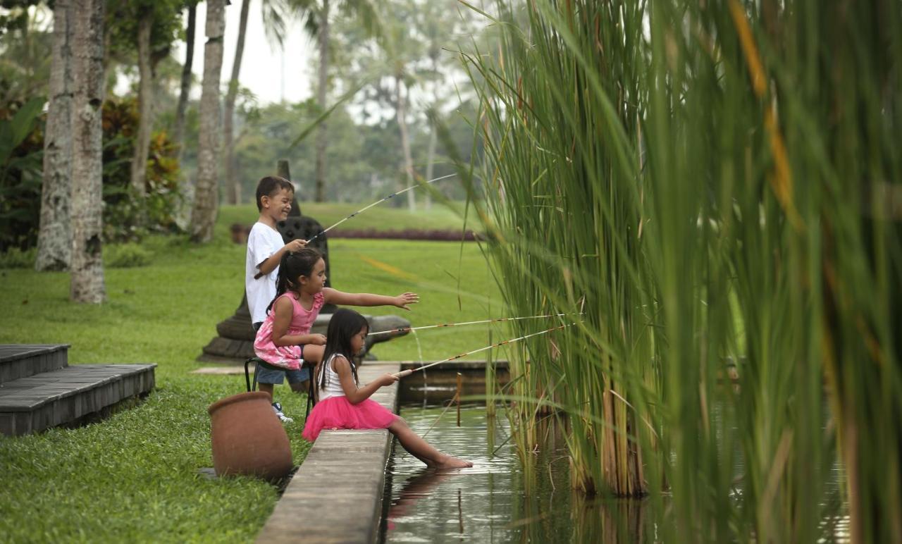 凯悦日惹酒店 斯勒曼 外观 照片 Fishing at the resort