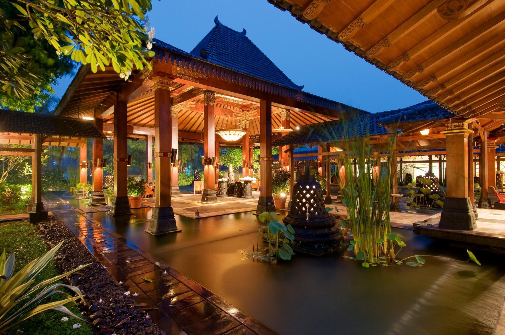 凯悦日惹酒店 斯勒曼 外观 照片 The lobby of the resort