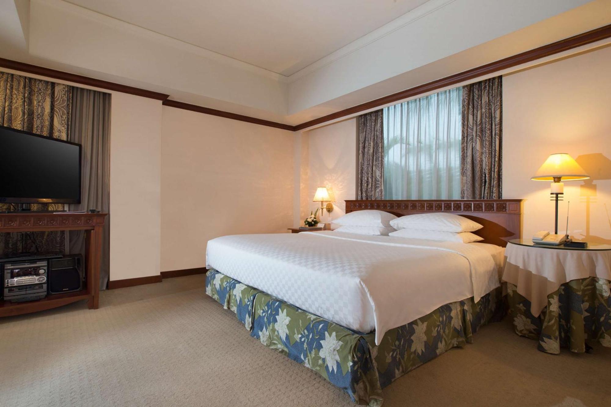 凯悦日惹酒店 斯勒曼 外观 照片 A bedroom at the hotel