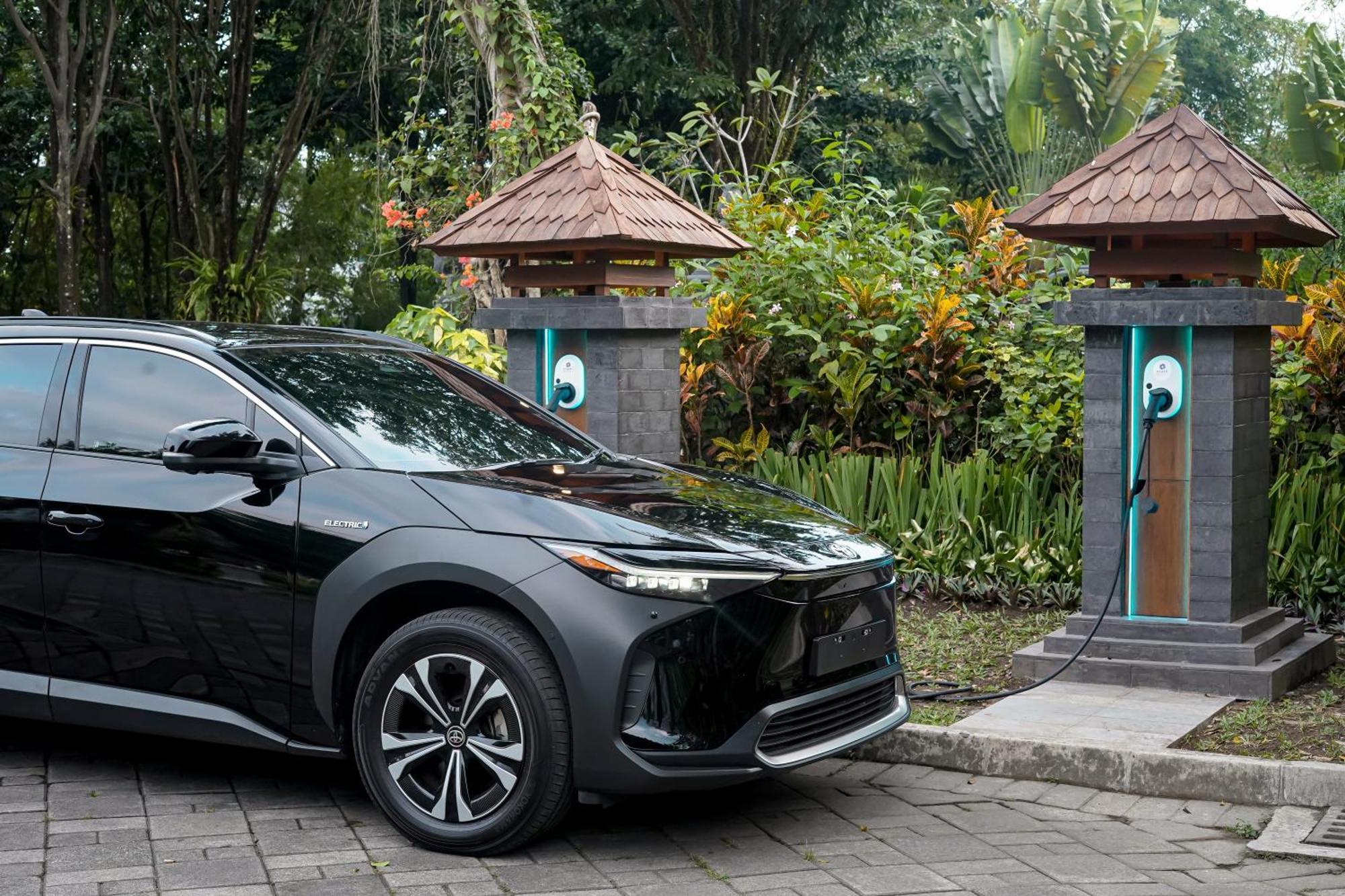 凯悦日惹酒店 斯勒曼 外观 照片 Charging station in Bali